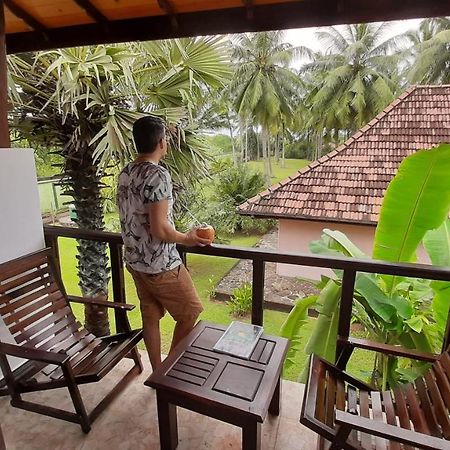 Bandulas Beach House Hikkaduwa Bagian luar foto